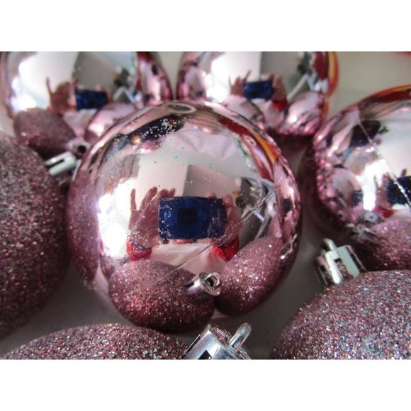 Assorted Light Pink Shatterproof Ornaments Glitter Glossy Scroll GUC Twelve - Picture 4 of 15